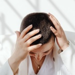 Stress au quotidien : comment votre peau vous parle (et comment l’apaiser)