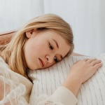 Quand un enfant n’a plus le sourire : repérer les signaux de tristesse et l’aider au quotidien