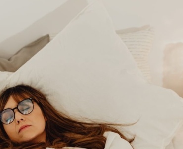 Dormir au rythme des hormones : comment le cycle menstruel influence vos nuits